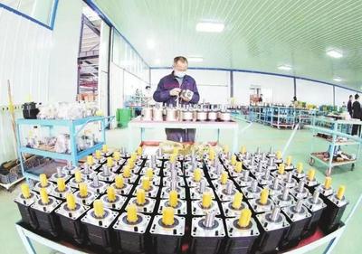 智造領(lǐng)航，創(chuàng)新驅(qū)動 黃岡高新企業(yè)以自動化與機械傳動技術(shù)閃耀《新聞聯(lián)播》頭條